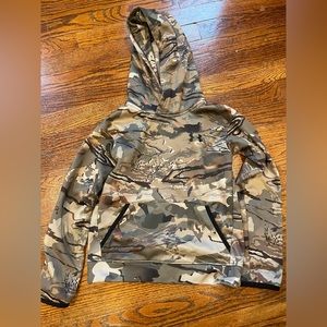 Unde Armour Youth Hoodie